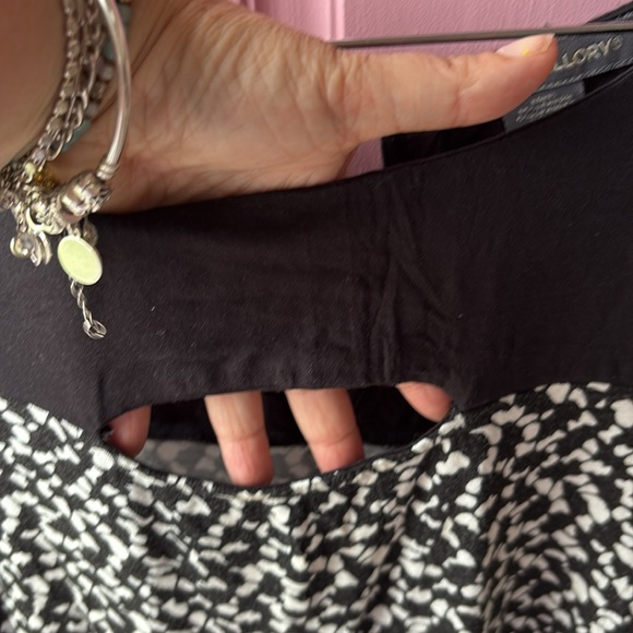 Kate & Mallory Black and White Patterned Tunic - Picture 2 of 4